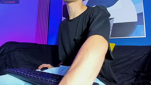 Jefer rick  online show from November 7, 2025, 12:21 pm