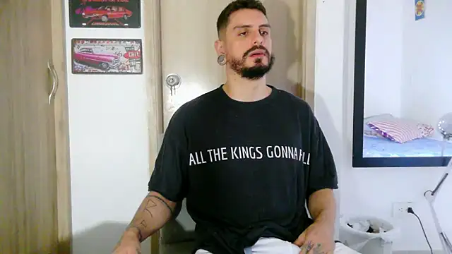 Aaron kwok28 online show from March 26, 2026, 1:37 am