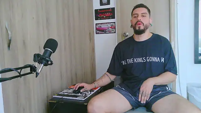 Aaron kwok28 online show from February 17, 2026, 10:07 pm