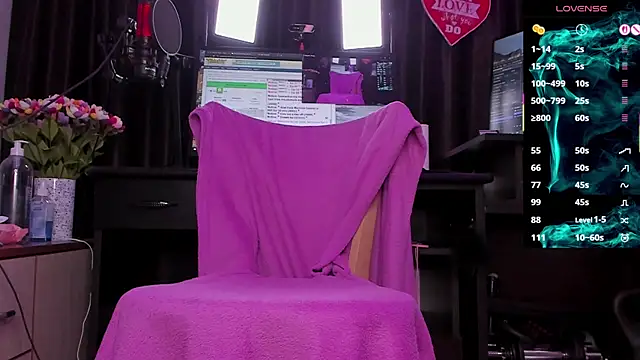 Raissa sky26 online show from January 12, 2026, 3:35 am