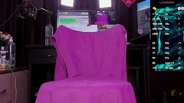 Raissa sky26 online show from March 16, 2025, 3:47 am