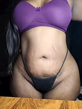 Snapshot of susmithasushi81 chatting on February 9, 2026, 4:49 pm susmithasushi81 online show from February 9, 2026, 4:49 pm