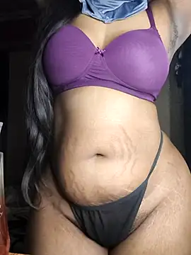 Snapshot of susmithasushi81 chatting on February 25, 2026, 4:29 pm susmithasushi81 online show from February 25, 2026, 4:29 pm