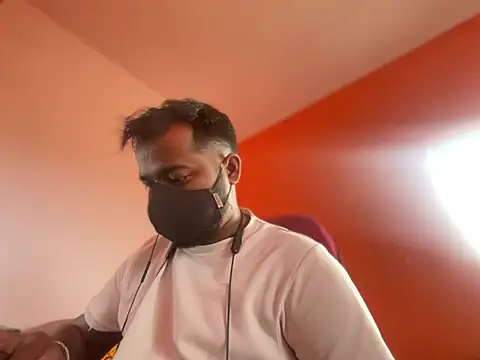 Snapshot of manoj_master chatting on April 23, 2026, 10:55 am manoj master online show from April 23, 2026, 10:55 am