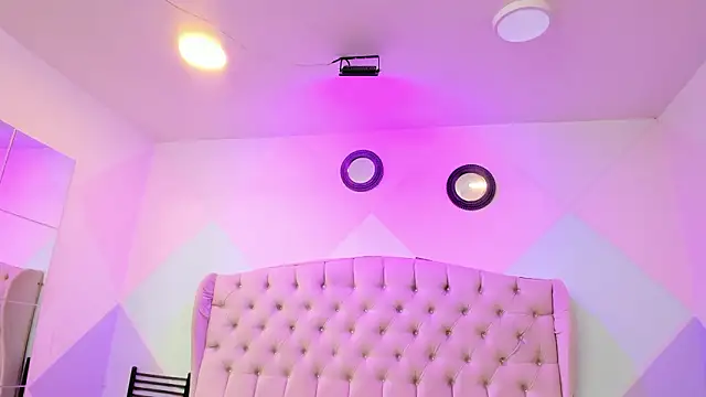 BritneyCollins online show from February 13, 2026, 12:05 pm