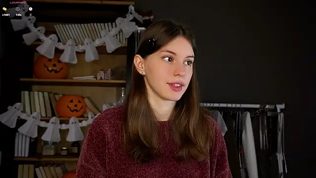 Snapshot of DarylBarks chatting on October 29, 2025, 1:15 am DarylBarks online show from October 29, 2025, 1:15 am