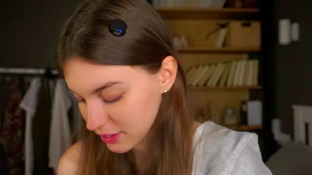 Snapshot of DarylBarks chatting on December 3, 2025, 1:17 am DarylBarks online show from December 3, 2025, 1:17 am