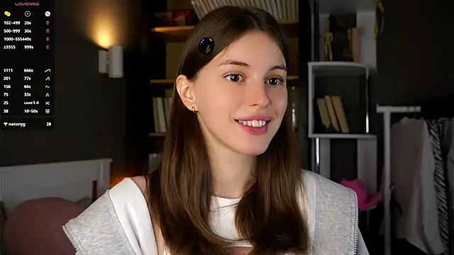 Snapshot of DarylBarks chatting on November 2, 2025, 1:10 am DarylBarks online show from November 2, 2025, 1:10 am