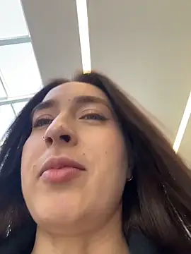 Holly Play online show from March 13, 2026, 8:08 am