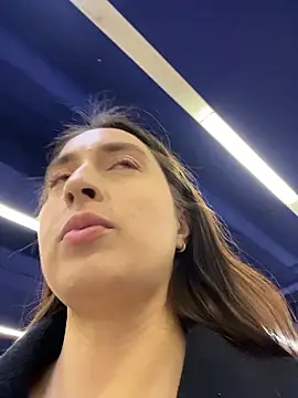 Holly Play online show from January 13, 2026, 1:15 pm