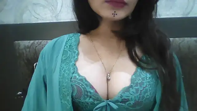 krati74 online show from October 22, 2025, 11:53 am