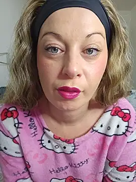 Chaudesquirt online show from January 12, 2026, 7:15 am