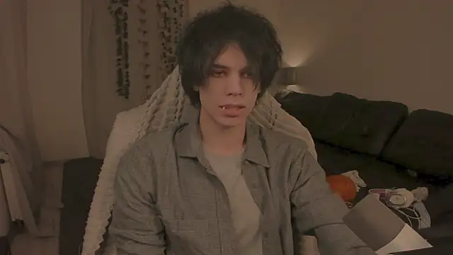 Snapshot of Wampeyes chatting on October 30, 2025, 12:58 pm Wampeyes online show from October 30, 2025, 12:58 pm