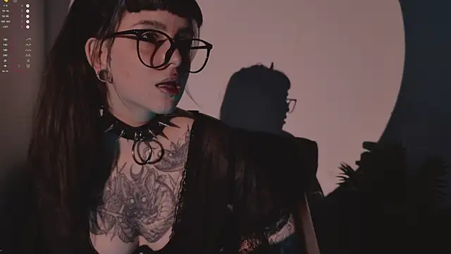 MichaellaMoon online show from December 2, 2025, 6:09 pm