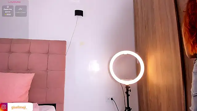 Snapshot of Gisellmejiaa chatting on March 8, 2025, 12:41 pm Gisellmejiaa online show from March 8, 2025, 12:41 pm