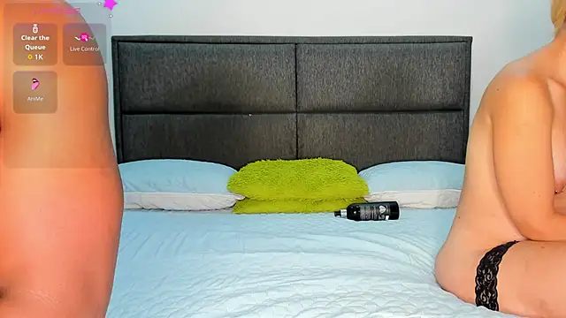 -sophie yefry interracial online show from May 31, 2026, 8:42 am