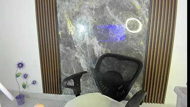 Snapshot of nicol_jone1 chatting on October 10, 2025, 10:21 pm nicol jone1 online show from October 10, 2025, 10:21 pm