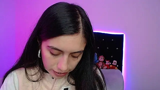 Snapshot of Bonny_Bonss chatting on June 13, 2026, 9:24 pm Bonny Bonss online show from June 13, 2026, 9:24 pm
