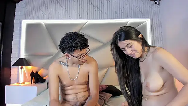 Bonny Bonss online show from March 12, 2025, 10:28 pm