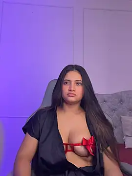 Snapshot of Isa_squirt1 chatting on July 8, 2026, 5:08 am Isa squirt1 online show from July 8, 2026, 5:08 am