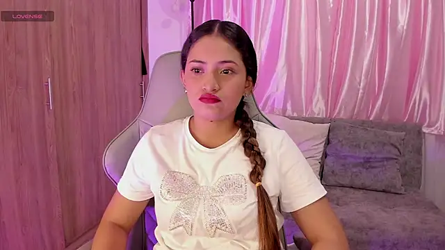 Isa squirt1 online show from September 12, 2025, 2:12 am