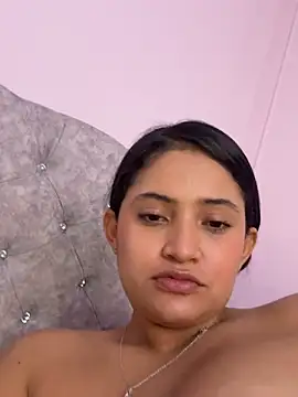Snapshot of Isa_squirt1 chatting on July 6, 2026, 4:30 am Isa squirt1 online show from July 6, 2026, 4:30 am