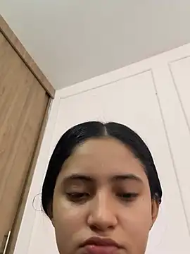 Snapshot of Isa_squirt1 chatting on July 27, 2026, 4:03 pm Isa squirt1 online show from July 27, 2026, 4:03 pm