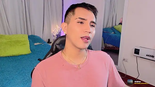 Chris Maddox online show from December 1, 2025, 10:43 pm