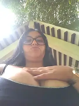 carly student  online show from December 18, 2025, 2:54 pm