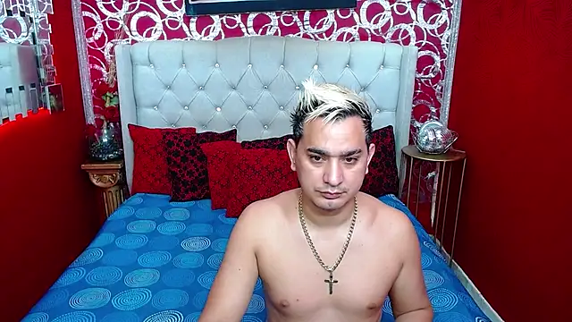 BOYSPEIN online show from February 17, 2025, 10:29 am