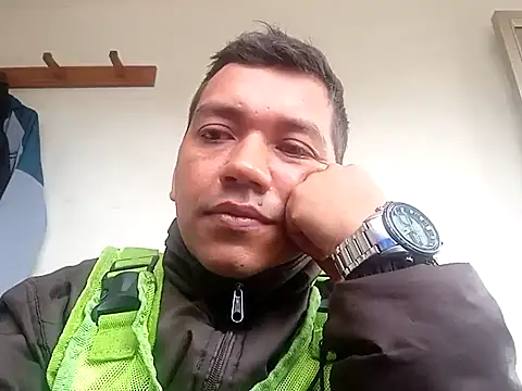 angelito0219 online show from January 26, 2025, 12:33 pm