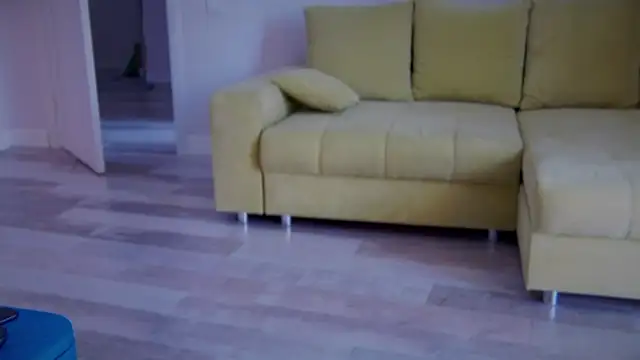 Snapshot of girl_next_door19 chatting on March 20, 2025, 8:20 am girl next door19 online show from March 20, 2025, 8:20 am