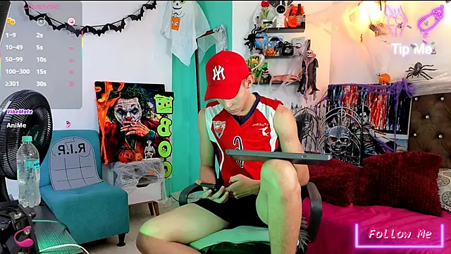 flowers18 online show from October 15, 2025, 9:34 pm