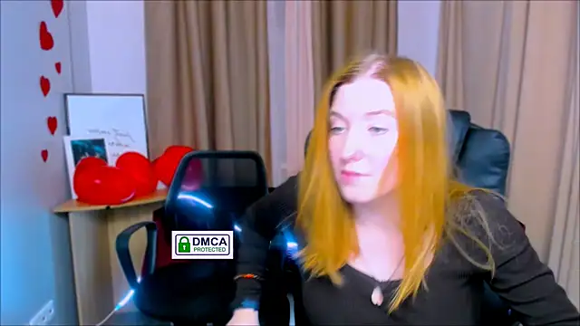 Snapshot of daisy_candy chatting on March 5, 2025, 1:10 am daisy candy online show from March 5, 2025, 1:10 am