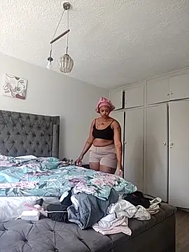 Drippincaty online show from September 18, 2025, 9:01 am