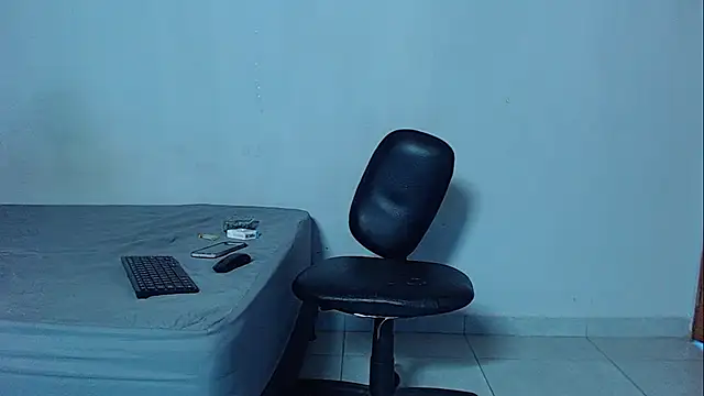 mikecoper 23 online show from December 20, 2025, 2:09 pm