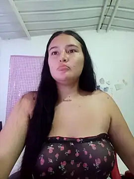 Snapshot of Celeste_camila18 chatting on December 3, 2025, 5:30 am Celeste camila18 online show from December 3, 2025, 5:30 am