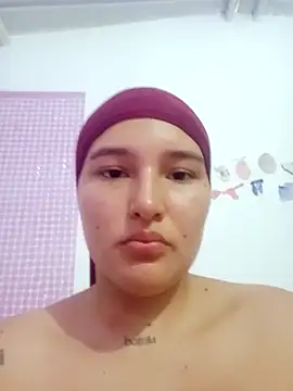 Snapshot of Celeste_camila18 chatting on December 3, 2025, 5:34 pm Celeste camila18 online show from December 3, 2025, 5:34 pm