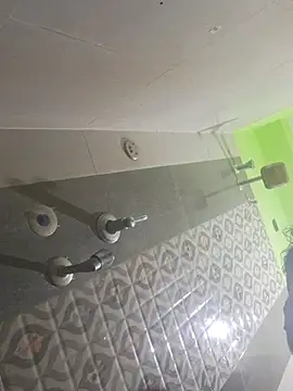 Snapshot of uthaman2271 chatting on October 27, 2025, 8:54 pm uthaman2271 online show from October 27, 2025, 8:54 pm