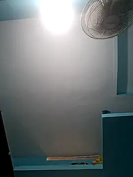 Snapshot of uthaman2271 chatting on February 28, 2025, 2:09 am uthaman2271 online show from February 28, 2025, 2:09 am