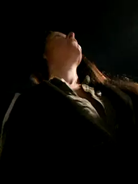 RaonXO online show from January 21, 2025, 6:12 pm