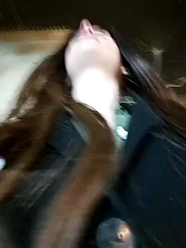 RaonXO online show from February 5, 2025, 12:49 pm