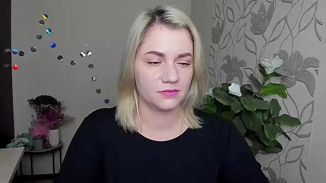 Snapshot of MariaSttone chatting on January 15, 2026, 6:55 pm MariaSttone online show from January 15, 2026, 6:55 pm