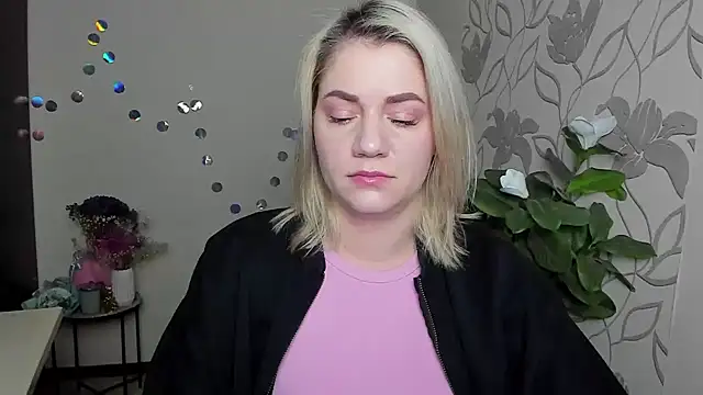 Snapshot of MariaSttone chatting on January 19, 2026, 4:11 pm MariaSttone online show from January 19, 2026, 4:11 pm