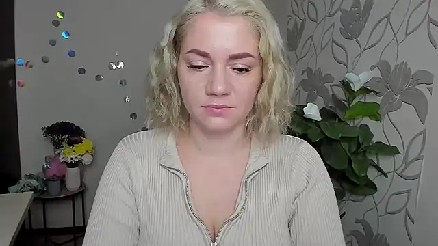 Snapshot of MariaSttone chatting on November 21, 2025, 12:37 pm MariaSttone online show from November 21, 2025, 12:37 pm