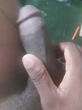 Snapshot of 19yea chatting on March 18, 2026, 9:01 am 19yea online show from March 18, 2026, 9:01 am