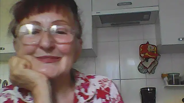 Snapshot of TanyaSweet634 chatting on July 13, 2026, 5:18 am TanyaSweet634 online show from July 13, 2026, 5:18 am