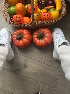 FeetVibe online show from October 26, 2025, 7:53 am