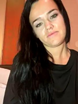 Snapshot of English-Chloe96 chatting on November 21, 2025, 5:23 pm English-Chloe96 online show from November 21, 2025, 5:23 pm