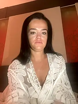 Snapshot of English-Chloe96 chatting on October 17, 2025, 4:27 am English-Chloe96 online show from October 17, 2025, 4:27 am